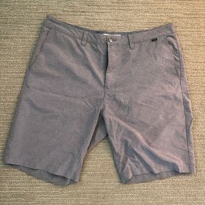Travis Mathew golf shorts - size 36